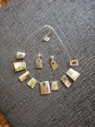 Conjunto gargantilla y pendientes