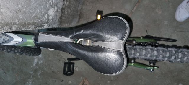 Se vende bicicleta BH