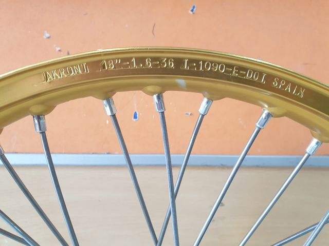 Ruota posteriore Akront