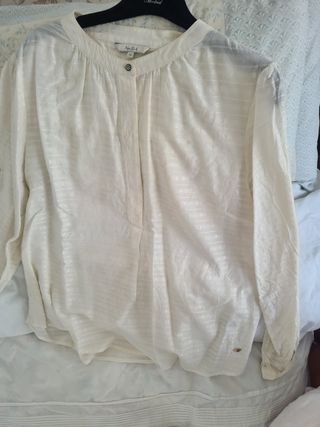 BLUSA COLOR CREMA
