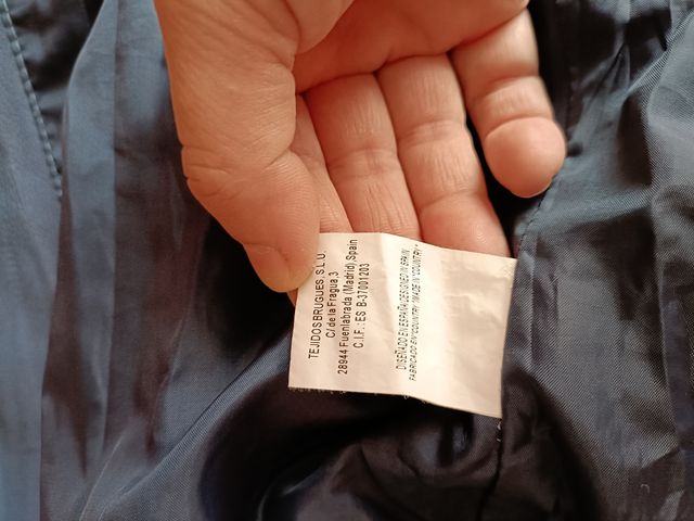 Cazadora de polipiel.