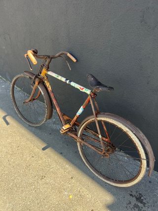 Bici antigua barillas