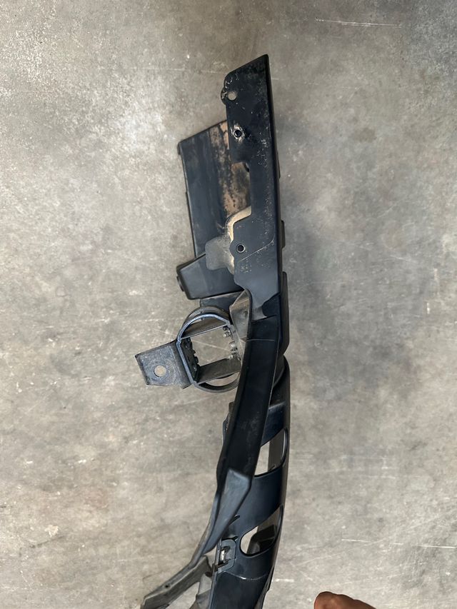 Soporte paragolpes Mercedes CL W216