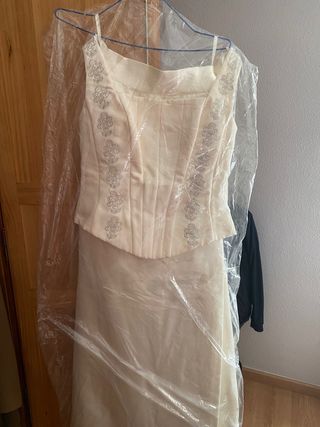 Vestido de novia, regalo tocado, blanco roto