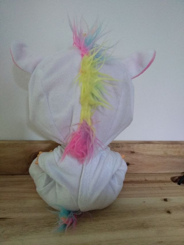 bebe lloron unicornio