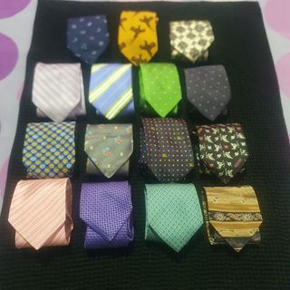 15 corbatas todas de marca