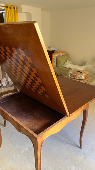 Mesa comedor extensible y 4/6 sillas 25€ cada una