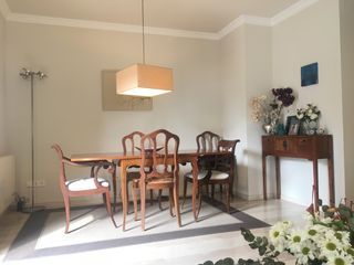 Mesa comedor extensible y 4/6 sillas 25€ cada una