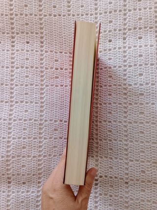 LIBRO "FLAVIA DE LOS EXTRAÑOS TALENTOS"