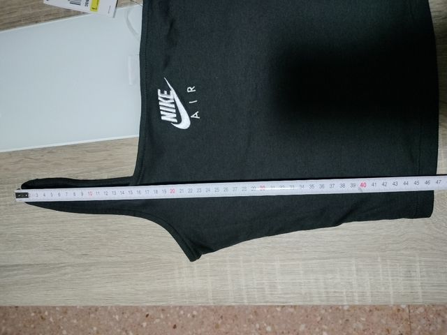 Top Nike talla S y M