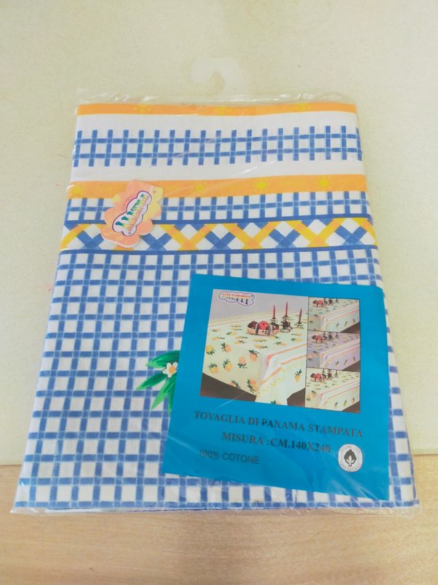 Tovaglia in cotone rettangolare nuova