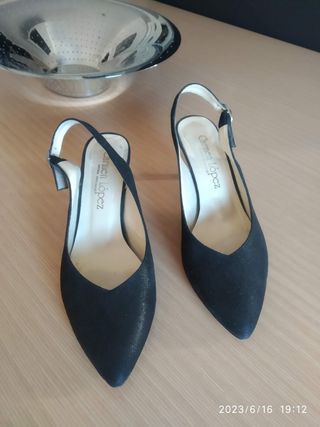 Zapatos negros de salón