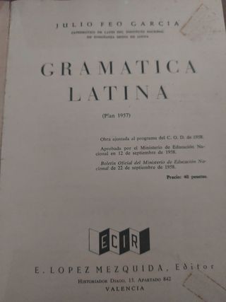 Gramática latina del año 1960