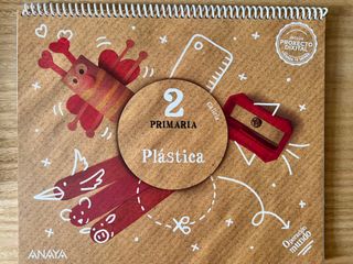 Libro de Plástica. 2º Primaria. Ed. Anaya