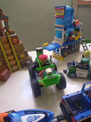 Playmobil chiringuito y parque acuático.