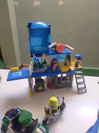 Playmobil chiringuito y parque acuático.