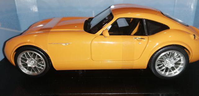 maqueta coche a escala1:18 wiesmann
