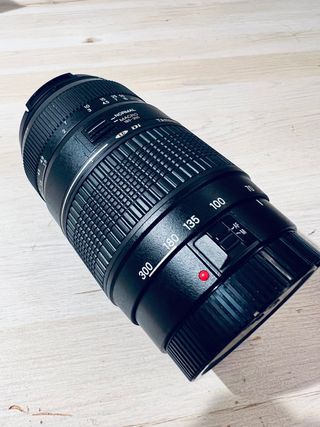 Tamron 70-300 f/45.6 LD Macro 1:2 Canon