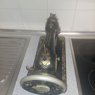 Maquina de coser Singer
