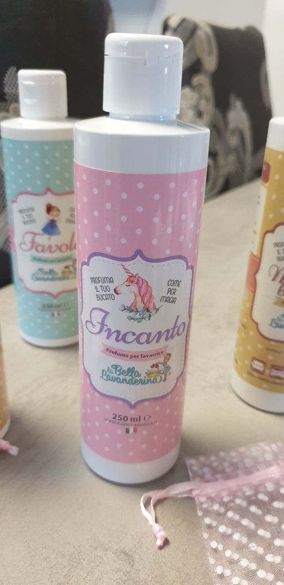 profuma bucato incanto la bella lavanderina