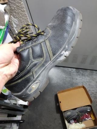 Zapatos seguridad acero Talla 44