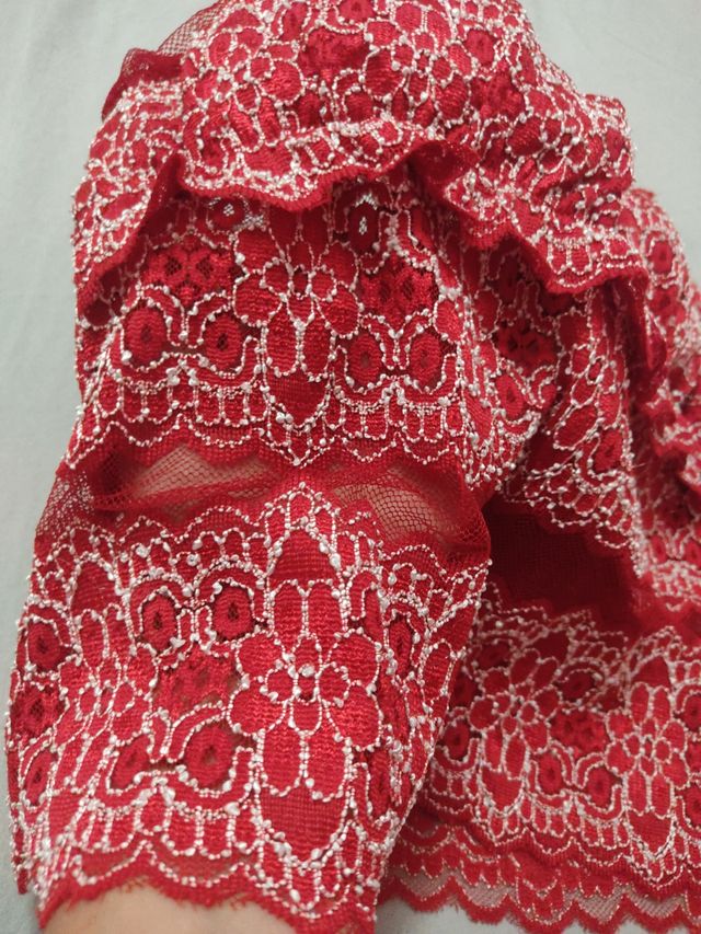 top lavorato in pizzo