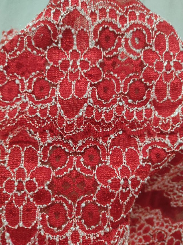 top lavorato in pizzo