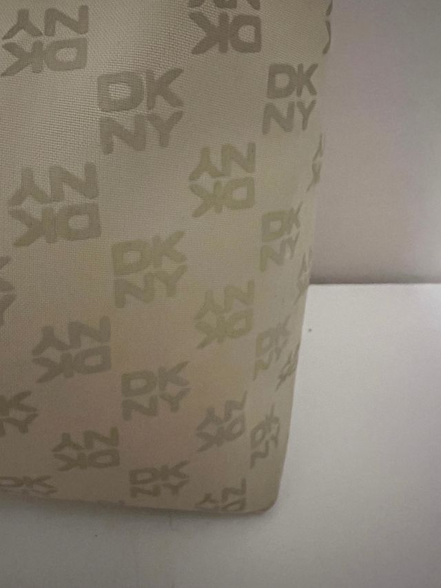 Bolso DKNY lona beige