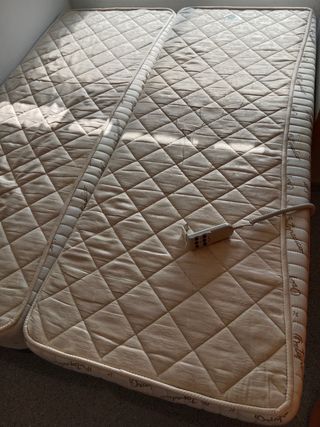 Cama con motor