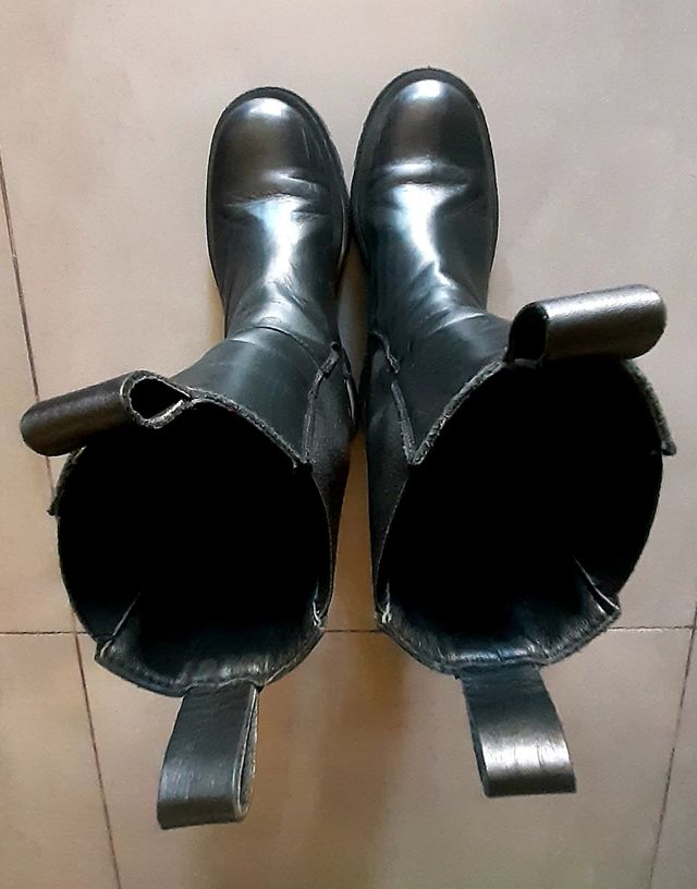 botas modernas cuero 39