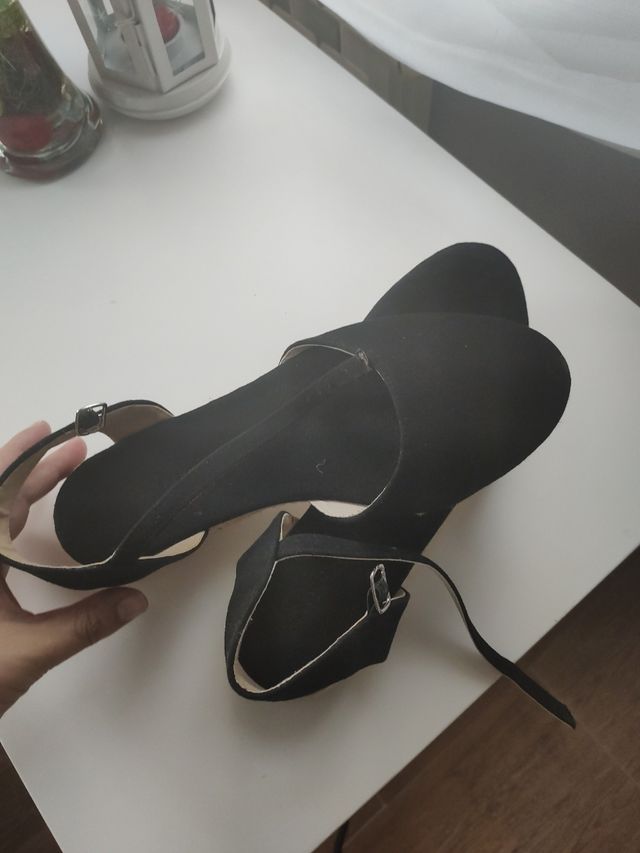 Alpargata negra baja