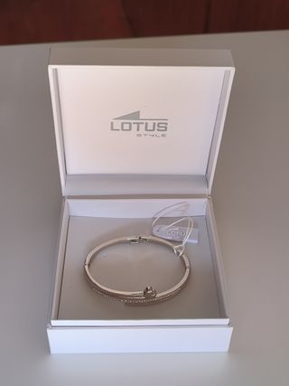 Pulsera Circonitas Lotus Style Nueva. Acero inoxid