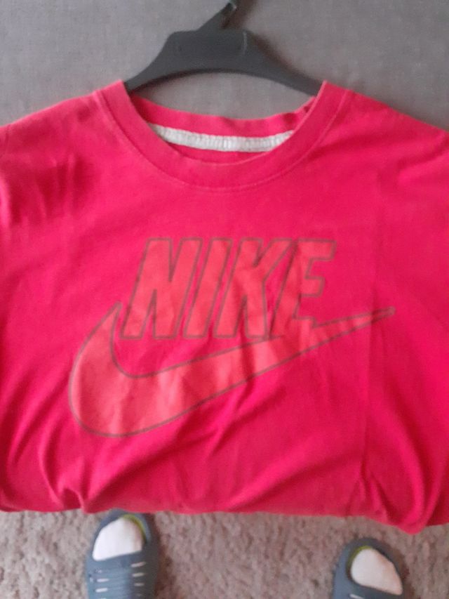 Camiseta roja Nike