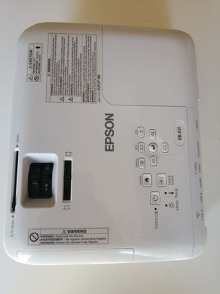 PROYECTOR EPSON EB-X31