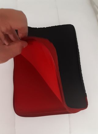 Funda portátil 15,6" neopreno BELKIN