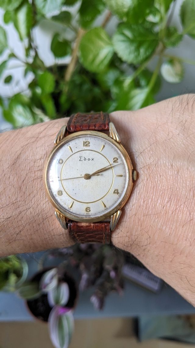 Reloj Edox vintage 37 mm.