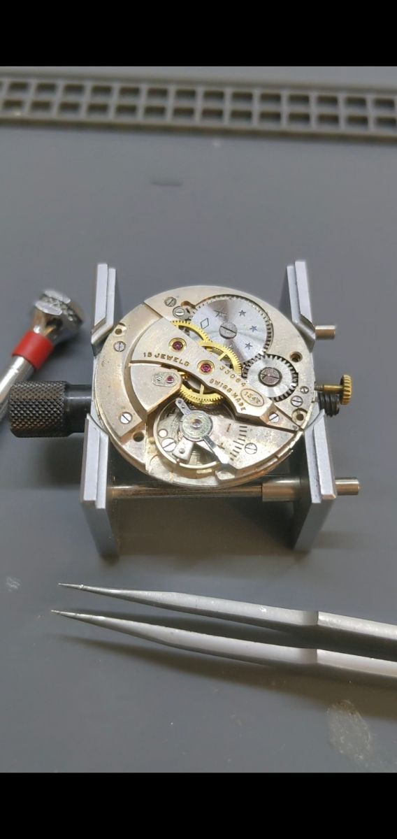 Reloj Edox vintage 37 mm.