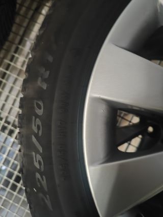 Llantas y neumáticos invierno BMW F30 17"