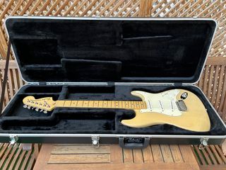 Funda rígida para guitarra Fender