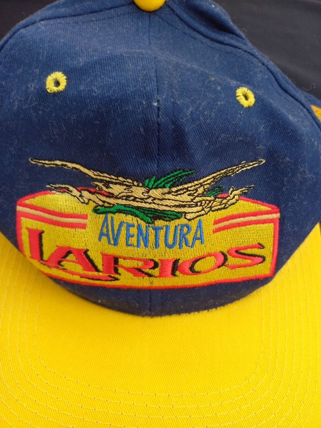 90s Adventure Larios ➕️ a due perni