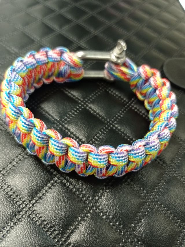 PULSERA PARACORD