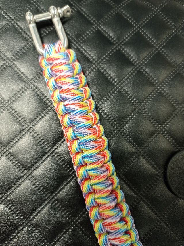 PULSERA PARACORD