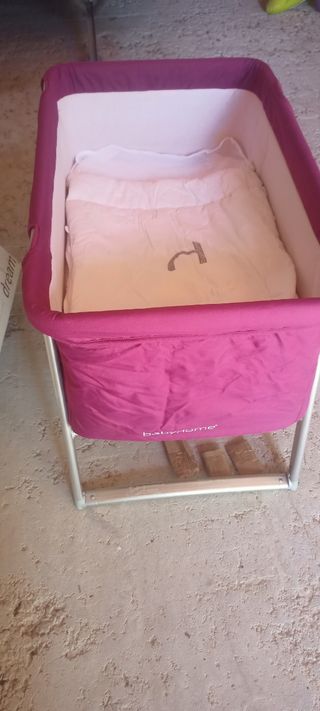 Minicuna con estructura de aluminio