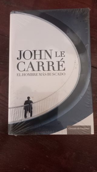 lote de libros precintados