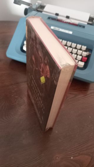 lote de libros precintados