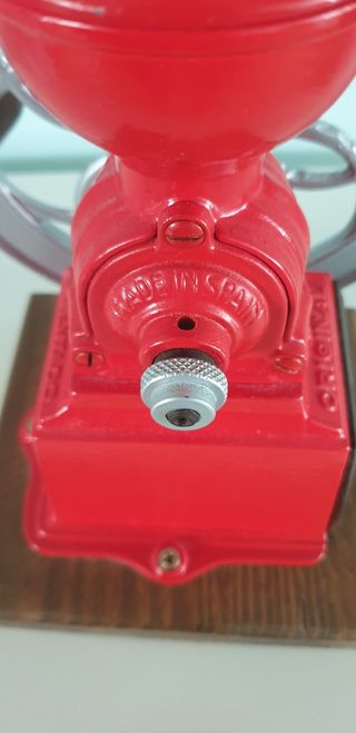 ANTIGUO MOLINILLO DE CAFÉ J.M.F CIRCA 1926-1929