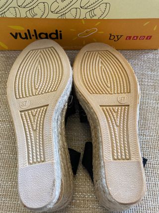 Zapatillas cuña de esparto