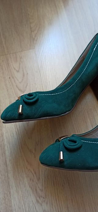 Zapatos salón tacón talla 41 nuevos