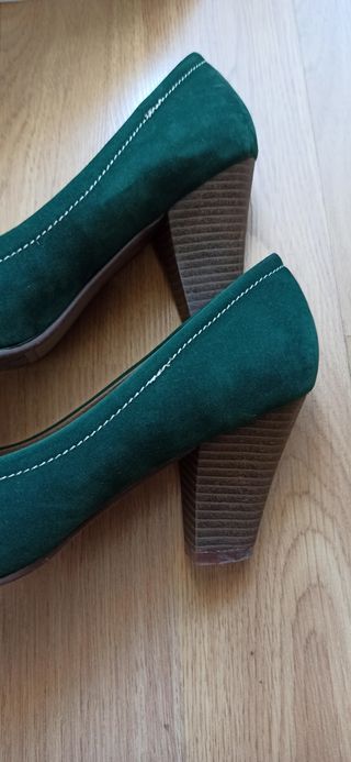 Zapatos salón tacón talla 41 nuevos
