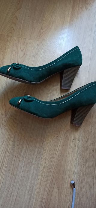 Zapatos salón tacón talla 41 nuevos